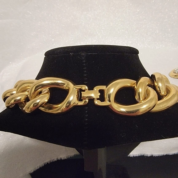 VINTAGE GIVENCHY Chunky Link Crystal Necklace w/Matching Earrings - Picture 6 of 13